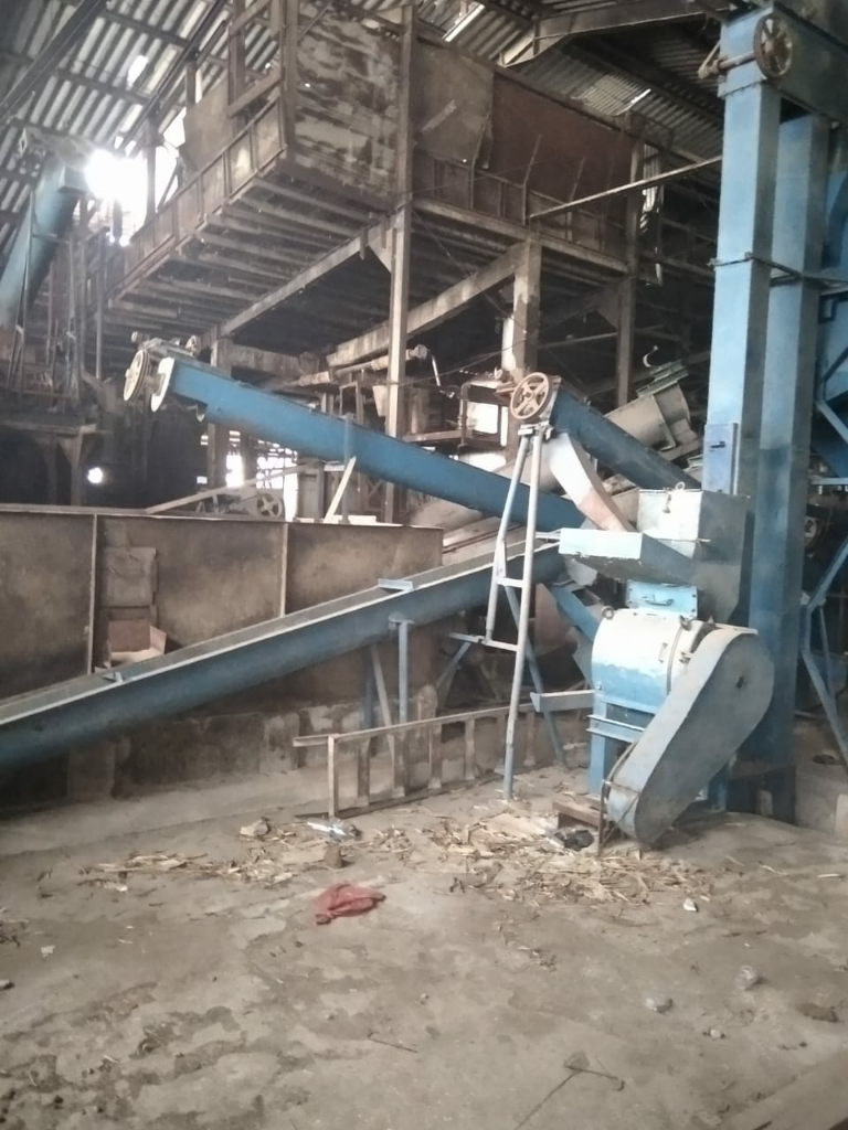 Beli Bongkaran Rumah / Gedung / Bangunan Tua : 081317708828 - 085110331630