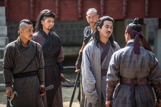 Ulasan film Swordman yang diperankan Joe Taslim aktor asal Indonesia