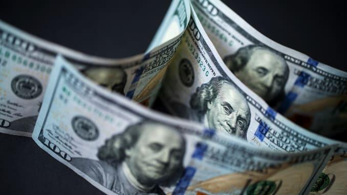 Pengumuman Fed Memenuhi Ekspektasi: Dolar Menguat