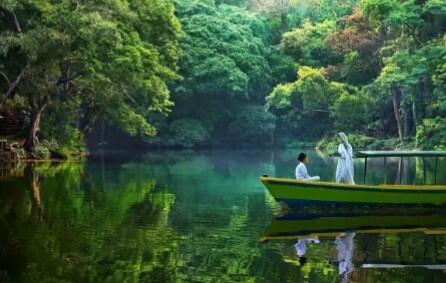 &#91;COC Reg. Cirebon&#93; Deretan Wisata Cirebon Dijamin Bikin Susah Move On, Kok Bisa?