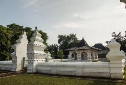 &#91;COC Reg. Cirebon&#93; Deretan Wisata Cirebon Dijamin Bikin Susah Move On, Kok Bisa?