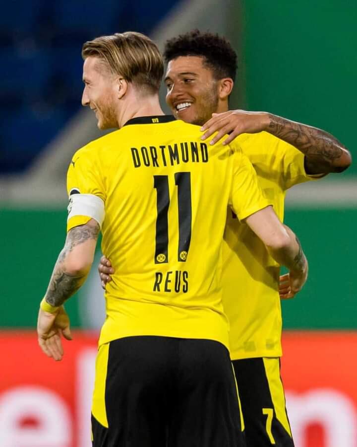 PREDIKSI BORUSSIA DORTMUND VS BORUSSIA M'GLADBACH