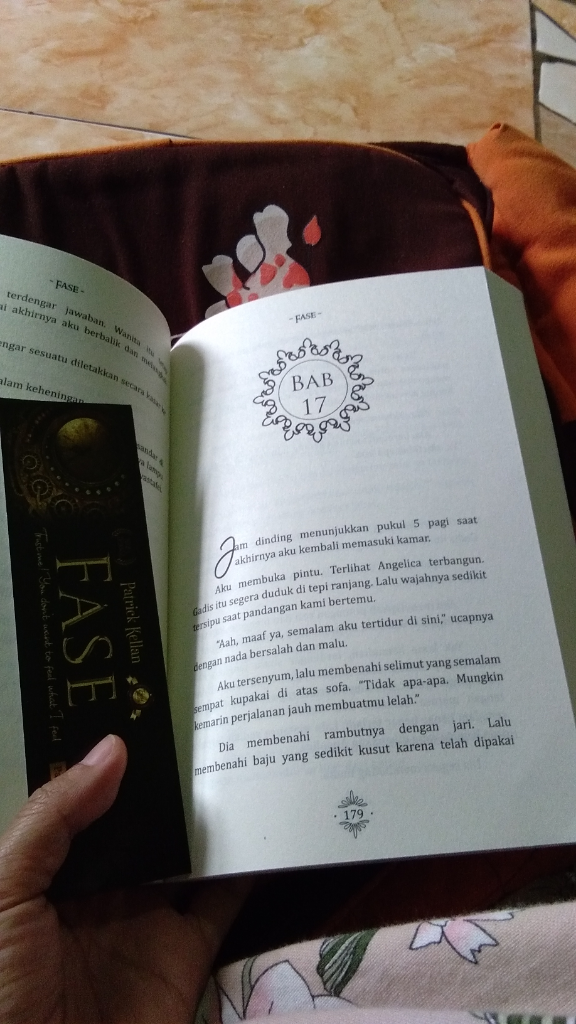 Review Novel FASE, Best Seller