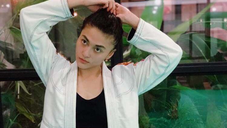 5 Fakta Menarik Fina Philipe, Presenter Olahraga Cantik Dan Berbakat