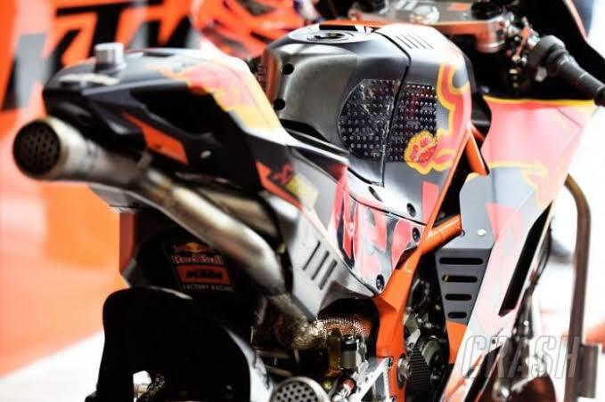 Material Yang Dipakai MotoGp