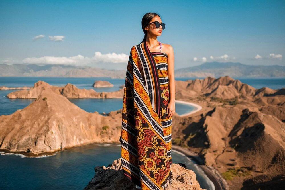 Potret Soraya Rasyid Pamer Body Goals saat Liburan di Labuan Bajo