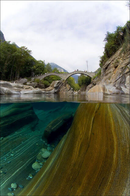 Foto Indahnya Verzasca Sungai Kristal Di Swiss