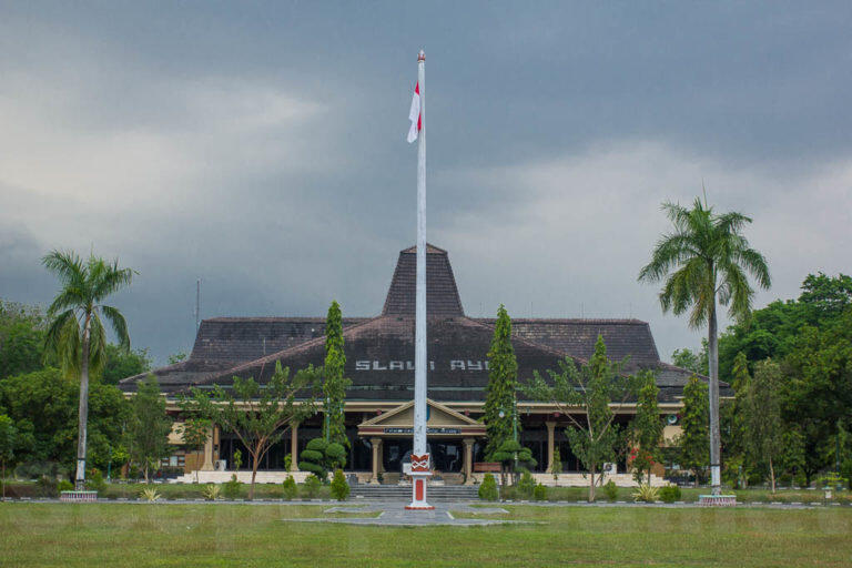 (Coc Reg. Tegal)Kiye, Lur! Kuliner Khas Dari Tegal yang Bikin Anda 'GEMBROBYOS!