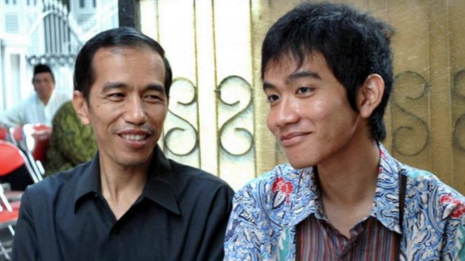 Jokowi Tak Tunda Pilkada di Era Corona Gegara Anak dan Mantu Ikut Nyalon?