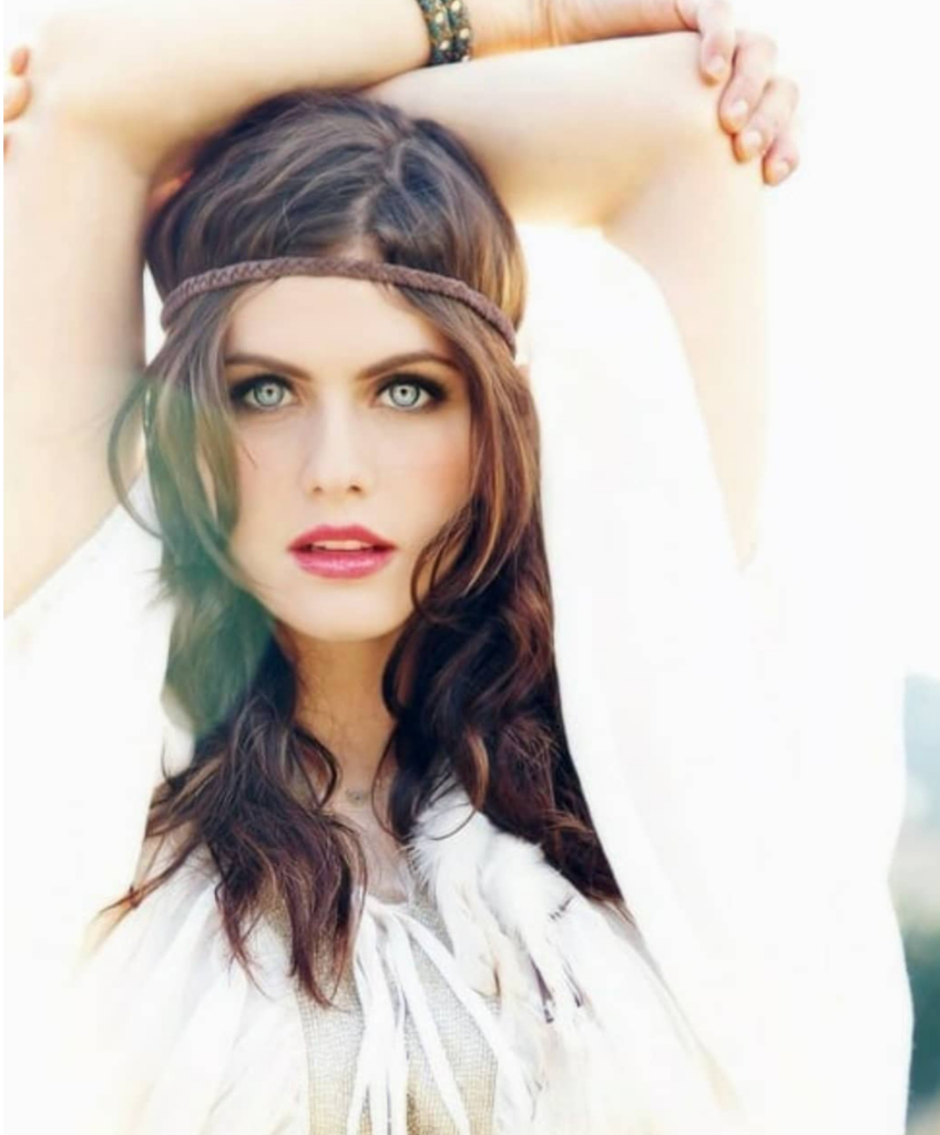 Alexandra Daddario Images