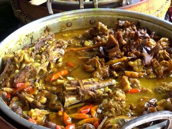 &#93;COC Reg.Solo&#93; Ingat Kota Solo Ingat Pasar Klewer dan Tengkleng Kambing