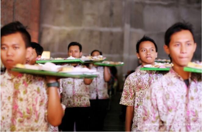 &#91;Coc. Reg. Solo&#93; Piring Terbang, Tradisi Leluhur Unik Yang Mulai Ditinggalkan