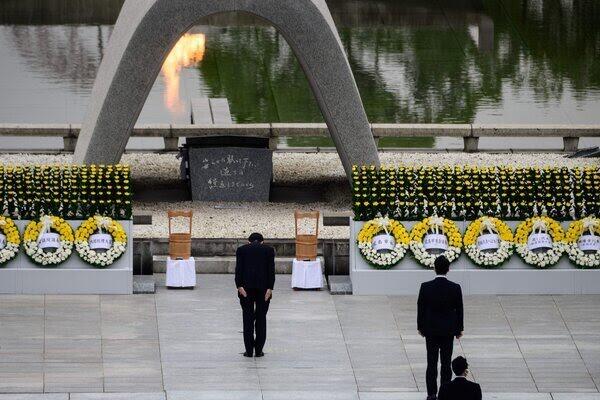 Gambar Bom Atom 2 Kota Hiroshima dan Nagasaki Menghancurkan Secara Massal .