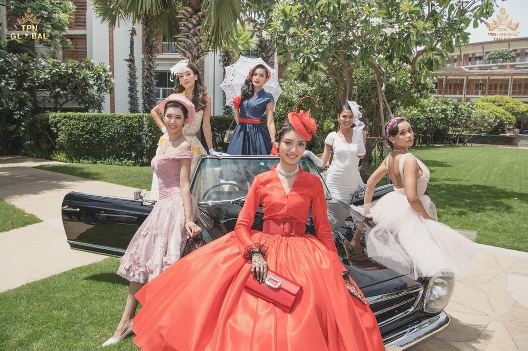 Unik, Peserta Miss Universe Thailand Tampil Cantik Dengan Gaun Tempoe Dulu