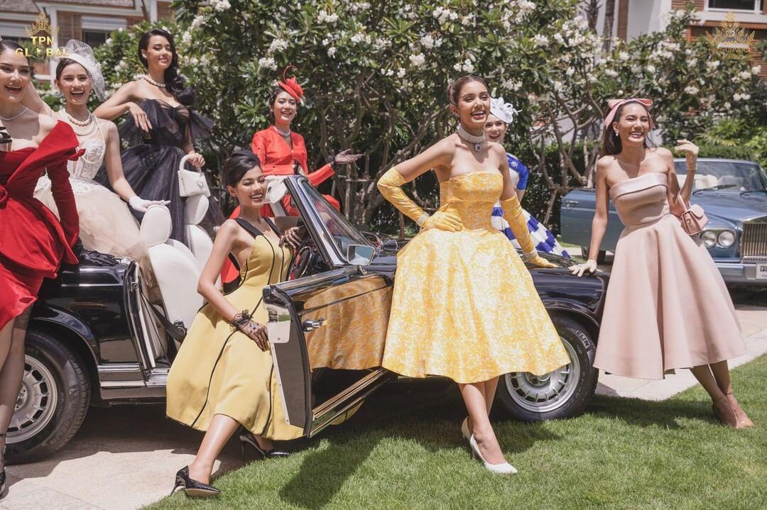 Unik, Peserta Miss Universe Thailand Tampil Cantik Dengan Gaun Tempoe Dulu