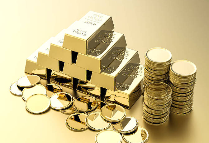 Bagaimana Anda melihat harga emas naik atau turun?