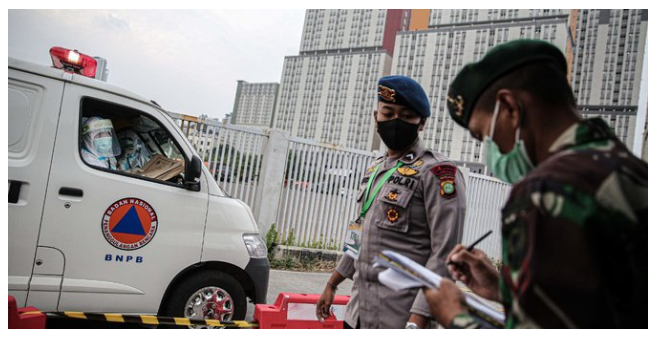 Warga Keluhkan 'Tembok' Birokrasi Saat Urus Pasien Covid-19 Masuk Wisma Atlet