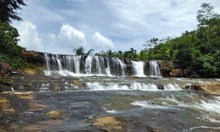 &#91;Coc Reg. Tasikmalaya&#93; Curug Dengdeng, Tujuan Wisata Air Eksotis di Tasikmalaya