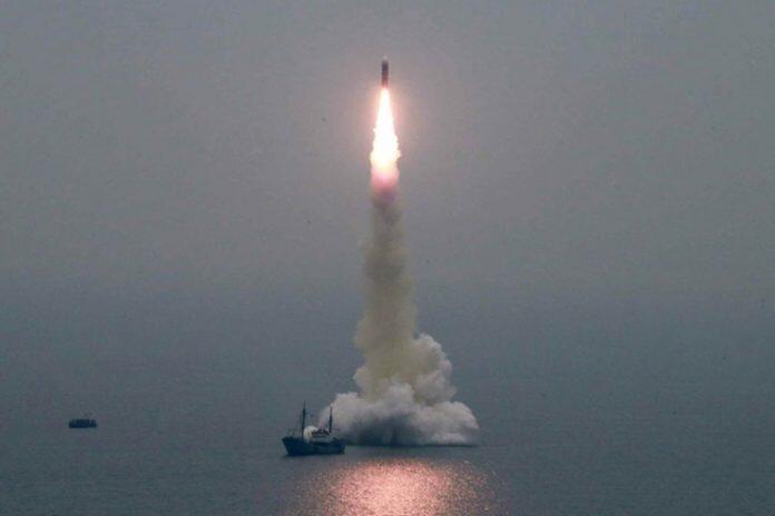 Korea Utara mempersiapkan peluncuran rudal balistik yang diluncurkan (SLBM)