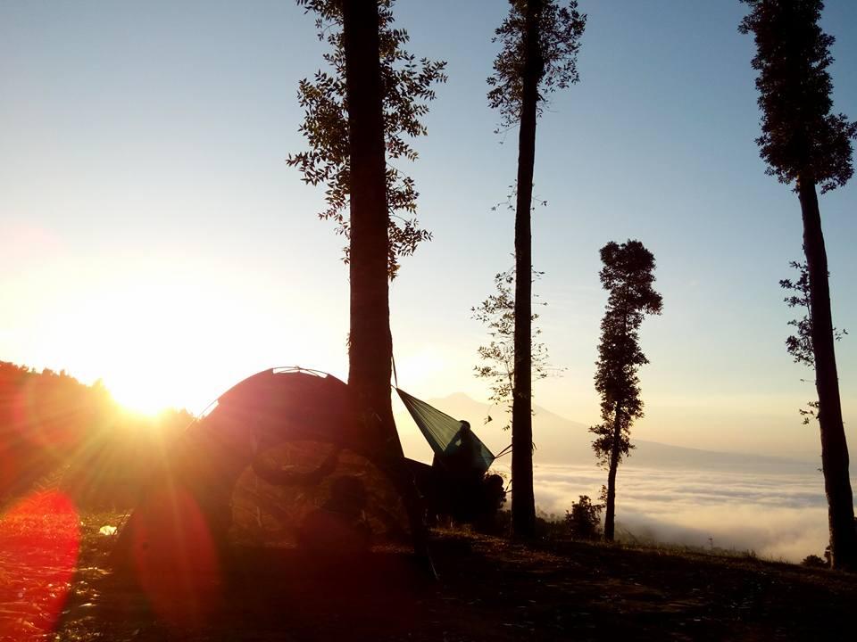 4 Spot MotoCamping Dekat Dengan Jabodetabek