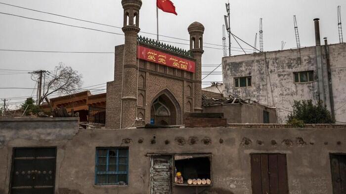 China Dilaporkan Telah Hancurkan Ribuan Masjid di Xinjiang
