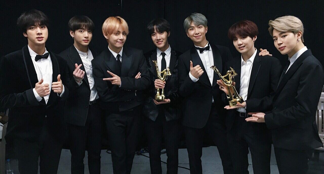 BTS Resmi Batalkan Konser 'Map of the Soul ON:E' Offline