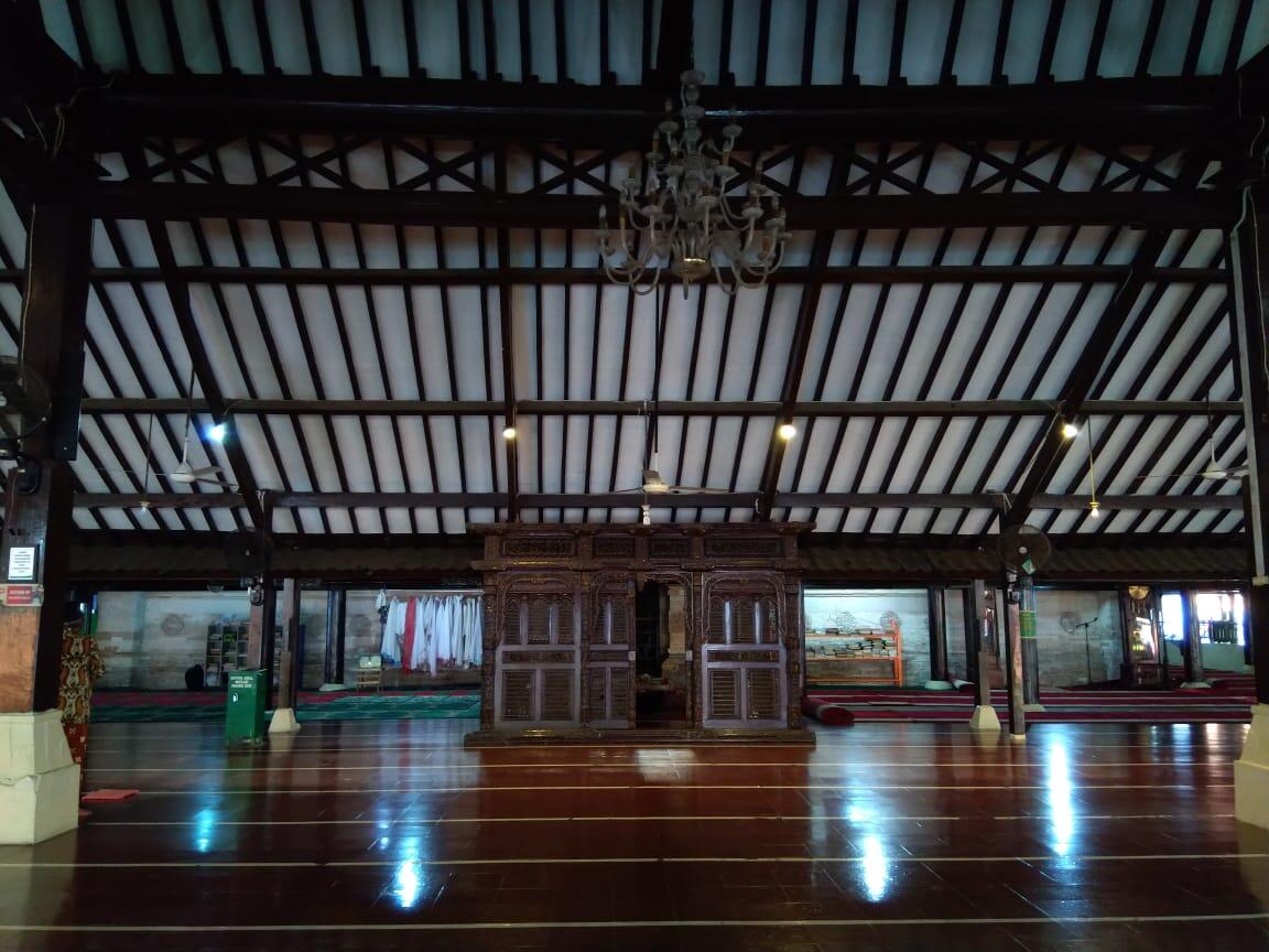 &#91;Coc. Reg. Cirebon&#93; Uniknya Masjid di Kota Udang