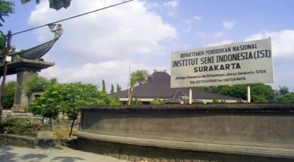 &#91;COC Reg. Solo&#93; Rekomendasi PTN di Kota Solo untuk Kamu yang Mau Kuliah Tahun Depan