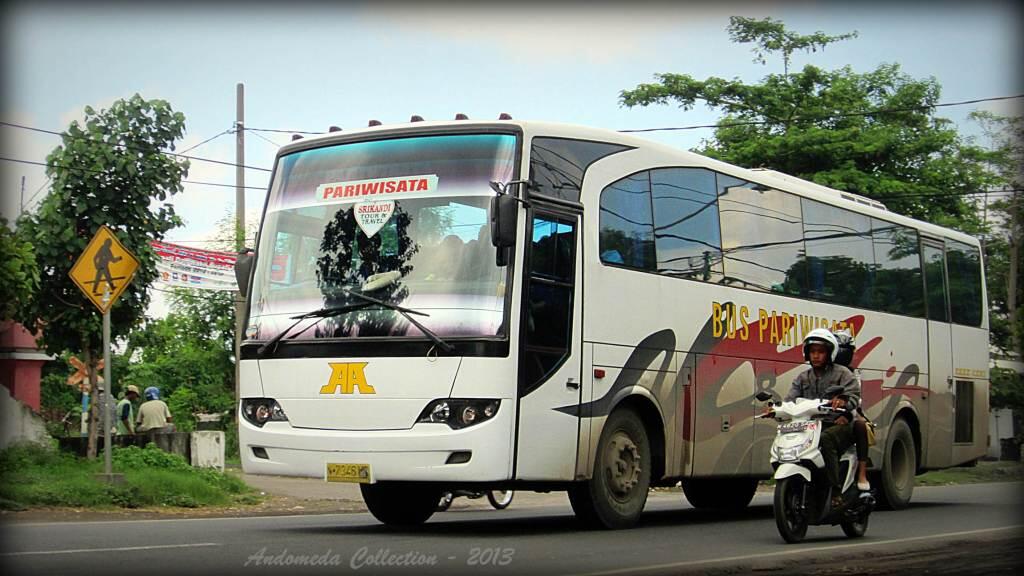 'Si Kuler Jahat', Bus Buatan Mercedes Benz yang Tangguh Dan Gak Suka Rewel