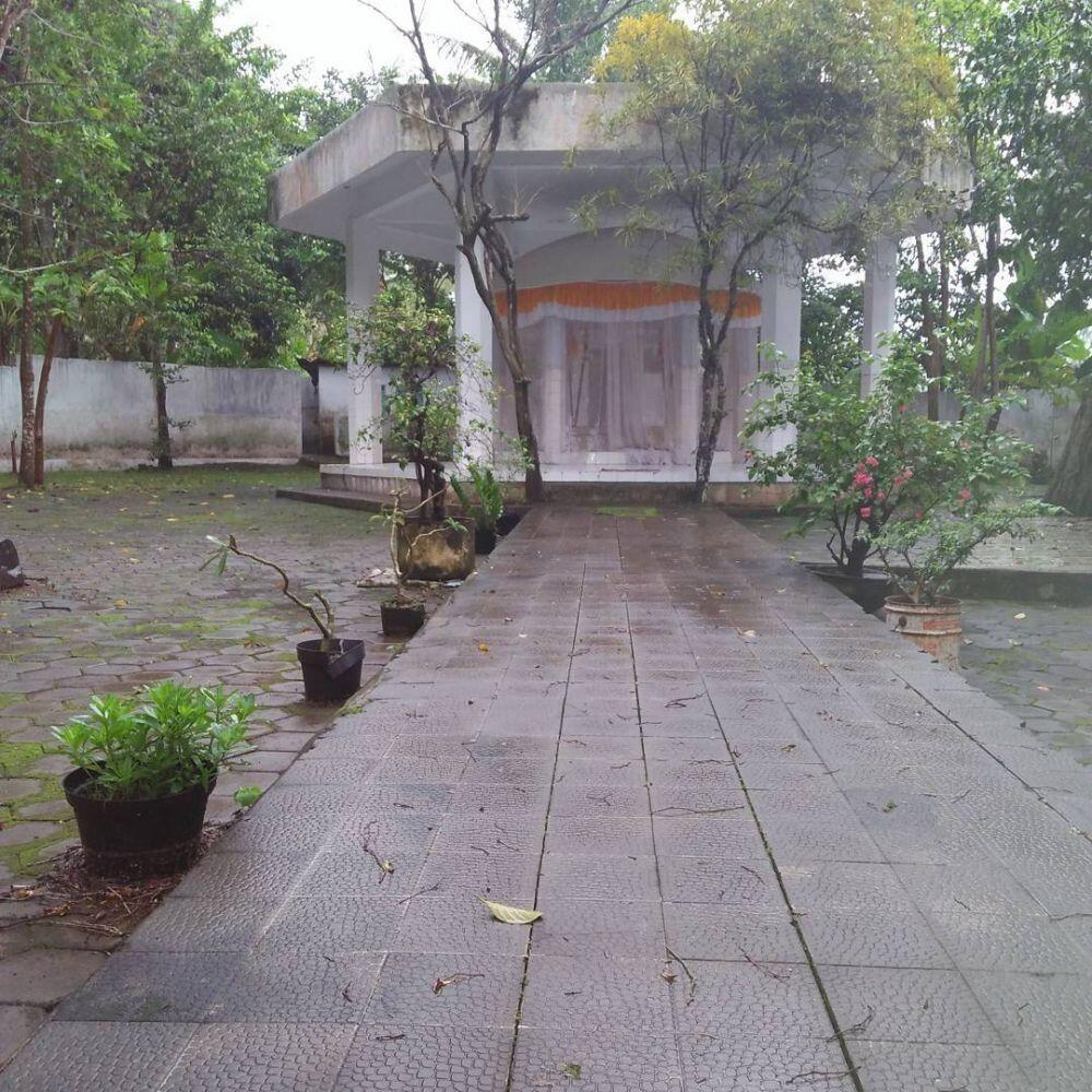 9 DESTINASI WISATA HOROR DI BANYUWANGI, ADA PATUNG MENARI SENDIRI?