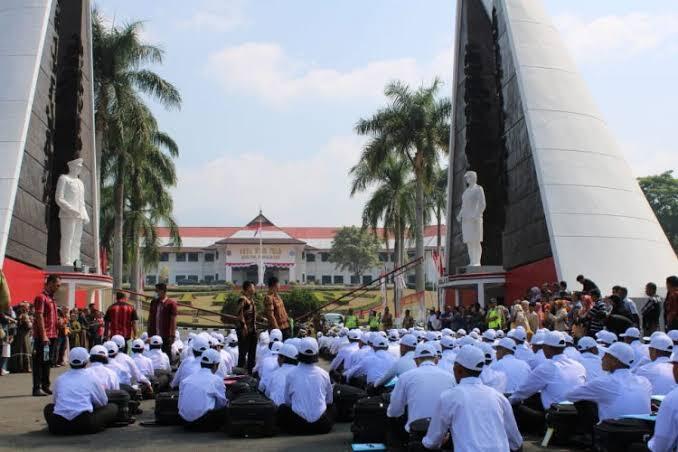 Dari 5.932 Pendaftar, IPDN Luluskan Pantukhir 1.099 Siswa! Salah Satunya Kamu