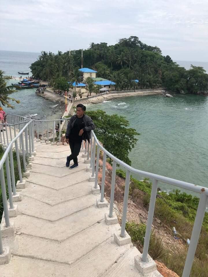 Pulau pandang yang Lokasinya Tak Jauh dari Pelabuhan Tanjung Tiram, Batubara