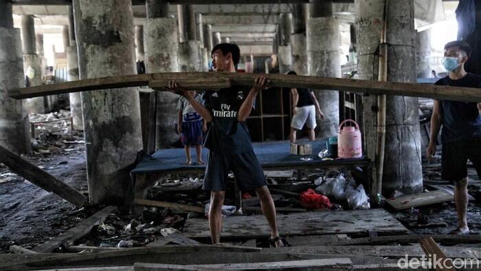 Sepertiga Masyarakat RI Diperkirakan Makan Lebih Sedikit karena Kere