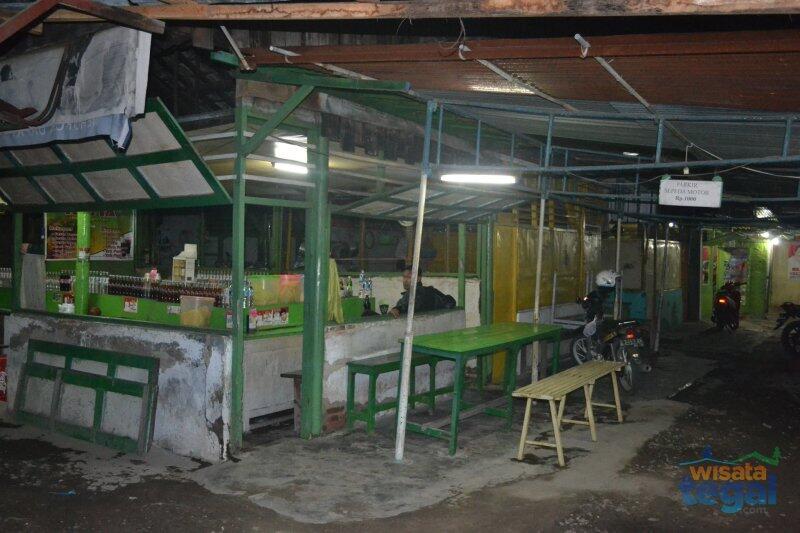 &#91;Coc Reg. Tegal&#93; Menikmati Soto Tauco Sambil Bersenggol-senggol Ria
