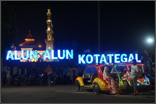 &#91;Coc Reg. Tegal&#93; Menikmati Soto Tauco Sambil Bersenggol-senggol Ria