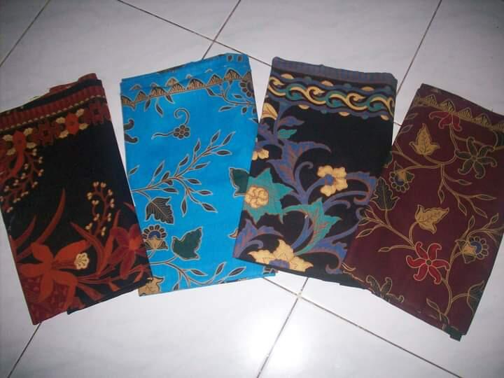 Hari Batik Nasional, Berikan Ucapan Kepada Sahabat, Saudara dan Orang-orang Tercinta