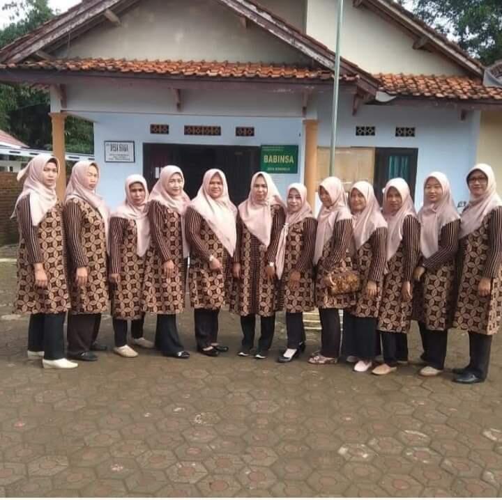 Hari Batik Nasional, Berikan Ucapan Kepada Sahabat, Saudara dan Orang-orang Tercinta