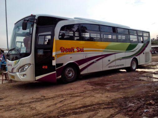 &#91;COC Reg.Tegal&#93; Berkenalan Dengan Dewi Sri, Bus Lokal Asli Tegal