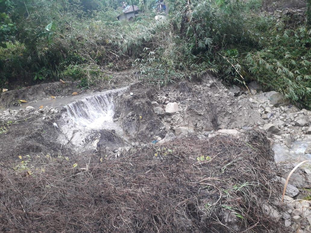 Cianjur Selatan Berduka: Kecamatan Agrabinta dan Leles Diterjang Banjir Plus Longsor