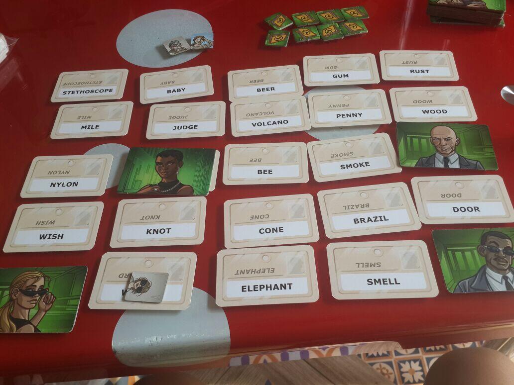 &#91;COC BOARDGAME&#93; Ngedate Jadi Lebih Seru Sambil Main Boardgame Codenames : Duet