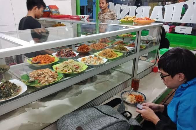 &#91;Coc Reg. Tegal&#93; Warteg Kharisma Bahari: Raja Warteg Jabodetabek Yang Selalu Di Depan