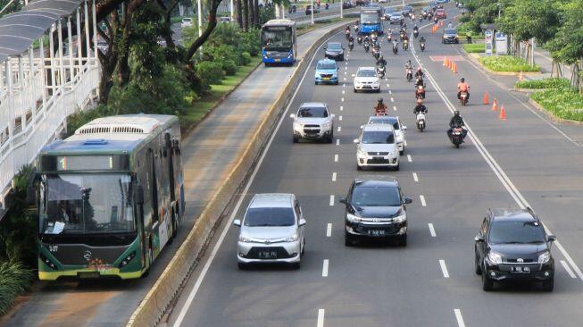 GAWAT! Ratusan Warga Jakarta Timur Positif Corona dalam Sehari