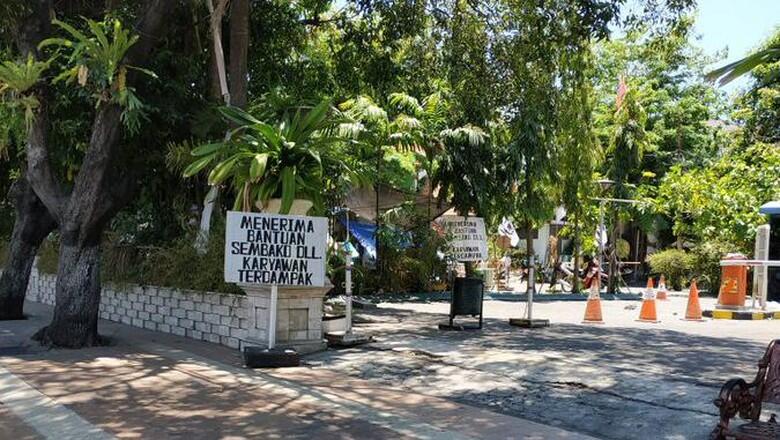 Viral! Karyawan Hotel Garden Palace Surabaya Pasang Spanduk Bantuan