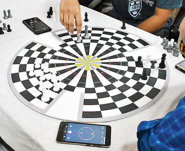 Triwizard Chess! Sekarang Catur Bisa Dimainkan Oleh 3 Orang Loh!