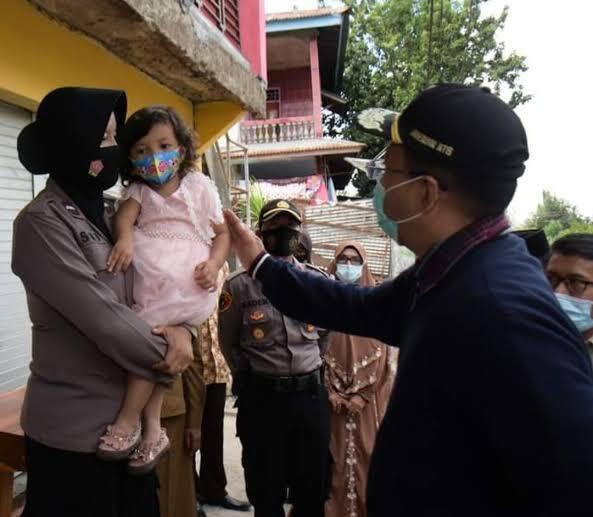 Menjadi Polwan Tak Melupakan Kodrat Sebagai Seorang Ibu