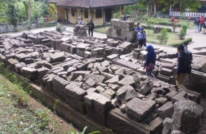 (COC Reg. Mojojerto) Candi Jolotundo Memiliki Sumber Air Terbaik Setelah Air Zam-Zam