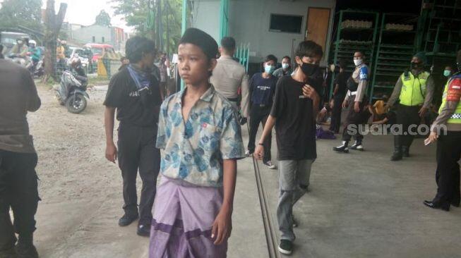 Beredar WhatsApp Ajakan Demo UU Cipta Kerja di DPR, Anak STM Bergerak