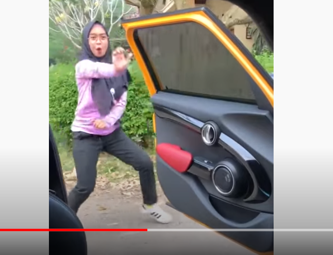 3 Challenge Bodoh yang Viral di Indonesia