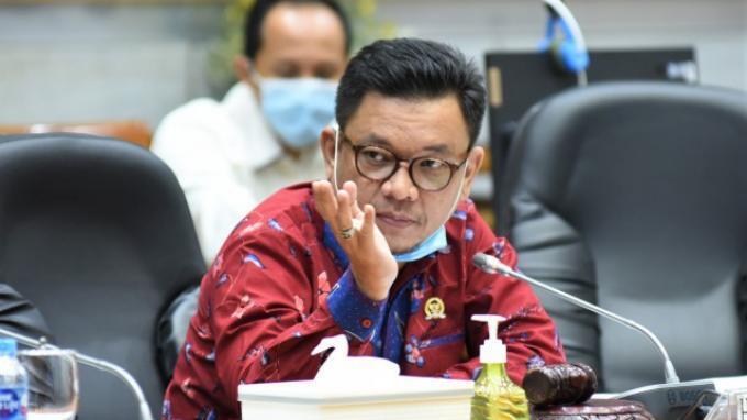 Ace Hasan Sebut RUU Ciptaker Angin Segar bagi Industri Halal di Indonesia