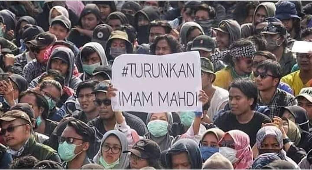 Kumpulan Poster Lucu Saat Demo Tolak RUU Omnibus Law